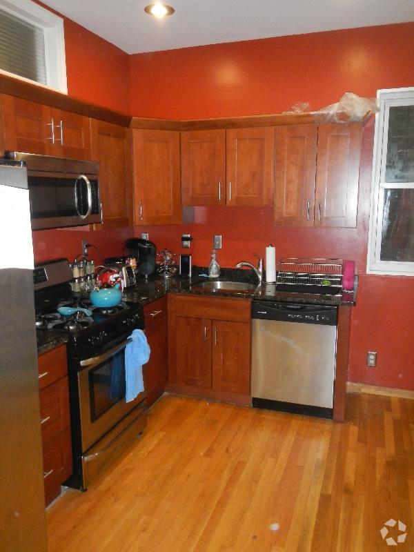 Building Photo - 775 Parker St Unit 1 Rental