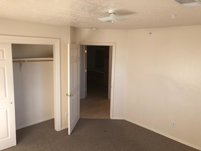 Photo - 1918 Buena Vista Dr SE