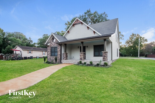 Photo - 300 S Crawford St