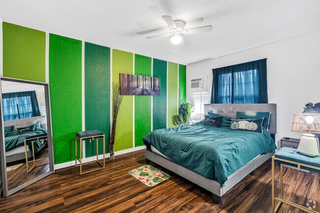 1BR, 1BA - 550SF - Bedroom - Ashley Apartments