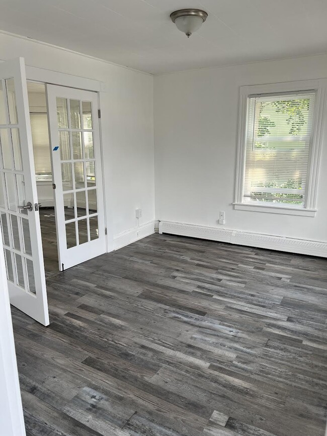 Photo - 29 Newton Ave Unit 2