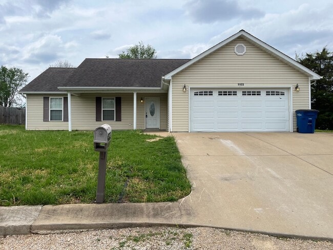 Photo - Well-Maintained 3BR/2BA Home in the Heart of Desloge