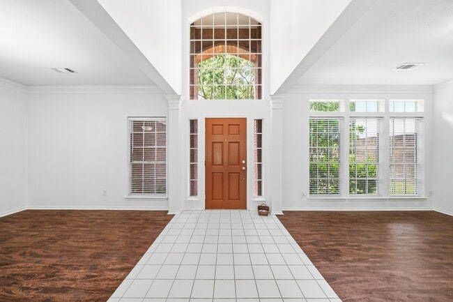 Photo - 4323 Ringrose Dr