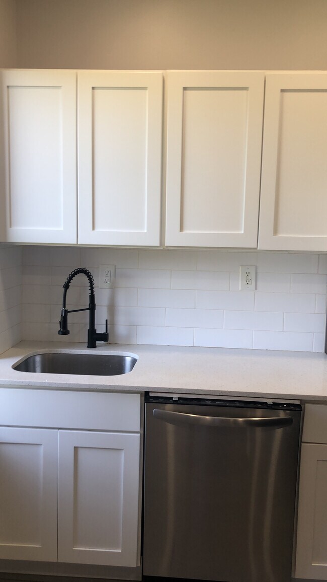 Photo - Salem Equity