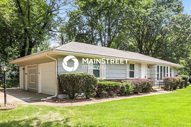 3 Bedroom Pet-Friendly Home in KANSAS CITY... - 3 Bedroom Pet-Friendly Home in KANSAS CITY...