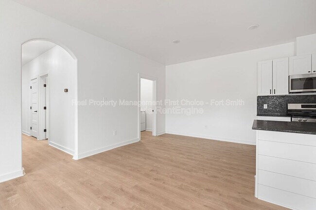 Photo - 8900 Cambria Cir