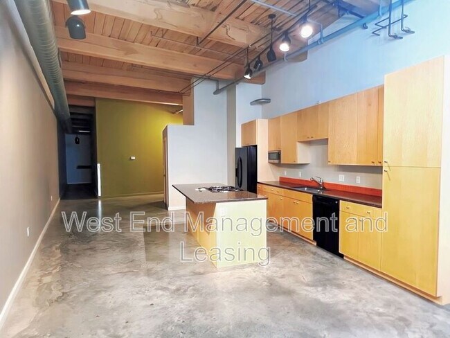 Photo - 901 Washington Ave Unit 301