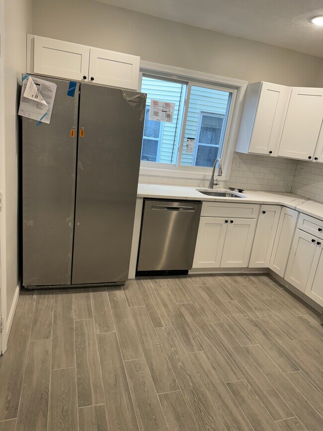 Photo - 40 Temple St