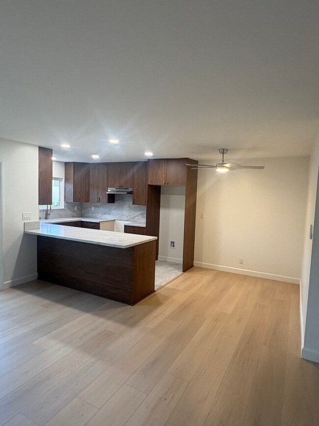 821 Arcadia Ave Unidad Apollo Apt. 4
