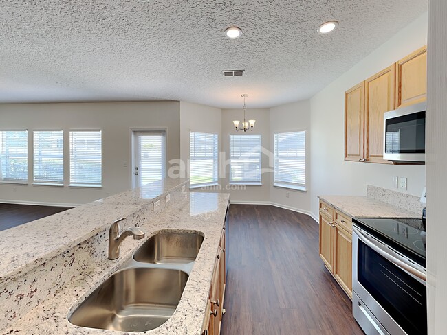 Photo - 6243 Pendragon Pl