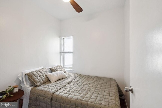 Photo - 2651 Agate St