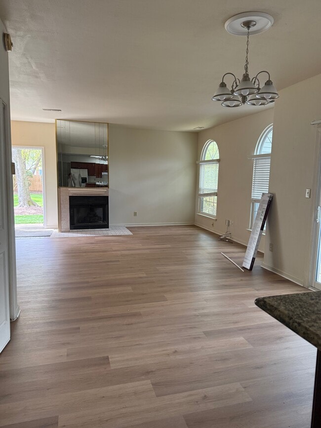 Living area - 4614 Islander Ct