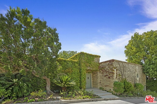 Photo - 1634 Gilcrest Dr