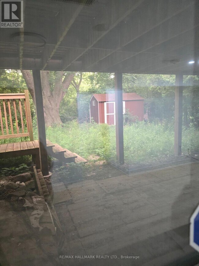 Photo - 262 Lupin Dr