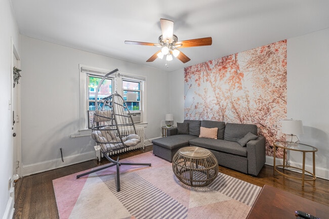 Photo - 1413 Ridge Place Southeast Unit 1