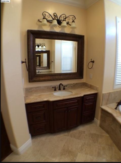 Photo - Extremely rare Fair Oaks Ranch executive r...