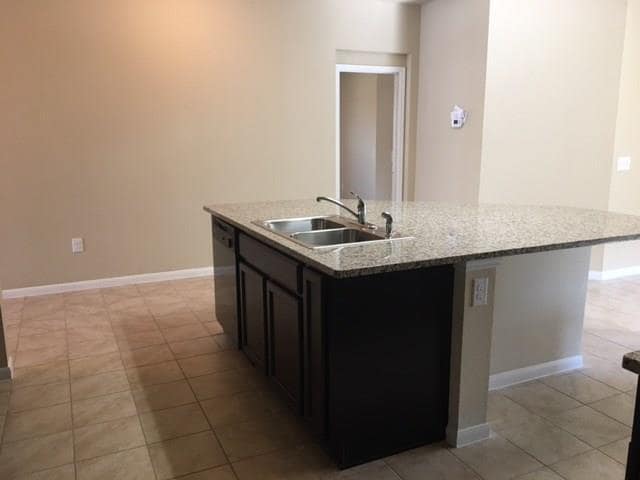 Photo - 620 Kaluga Trl