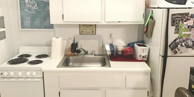 Photo - 3345 N Marshfield Ave Condo Unit 207
