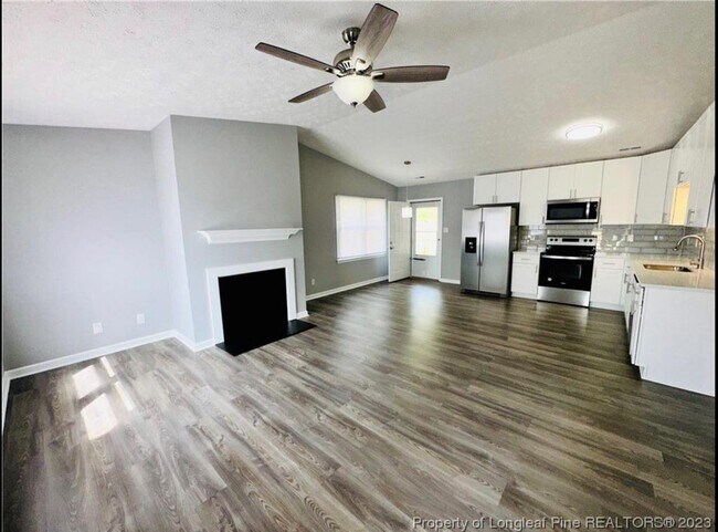 Photo - 208 Northwest Ave