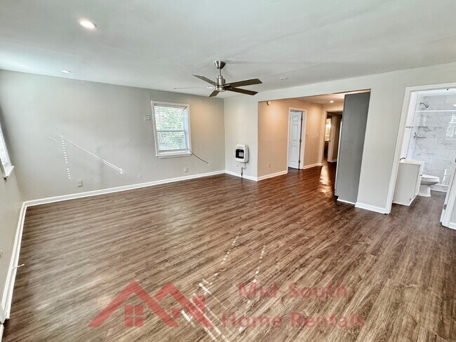 324 Harrell St
