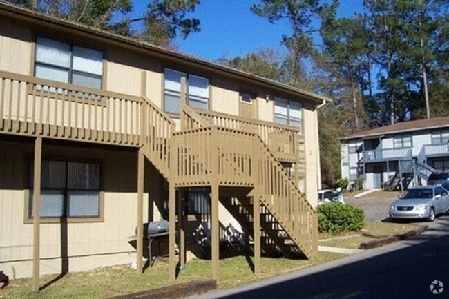 Building Photo - Spacious Two Bedroom- Close to FSU & TCC Rental