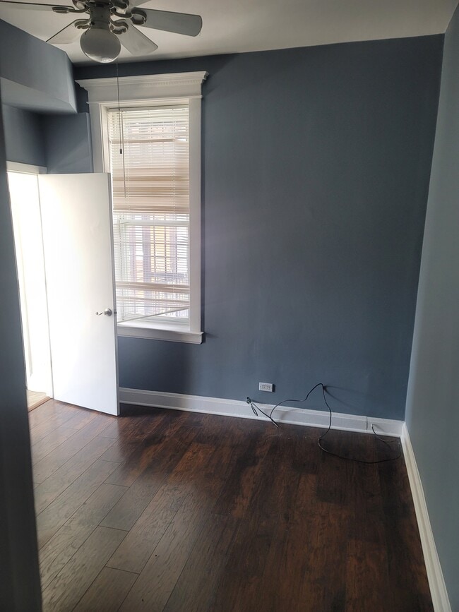 Photo - 2024 S Leavitt St Unit 1
