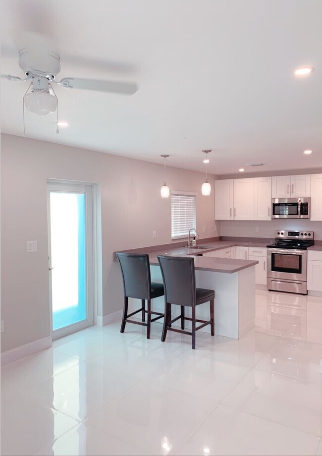 Photo - 2852 SW 36th Ave