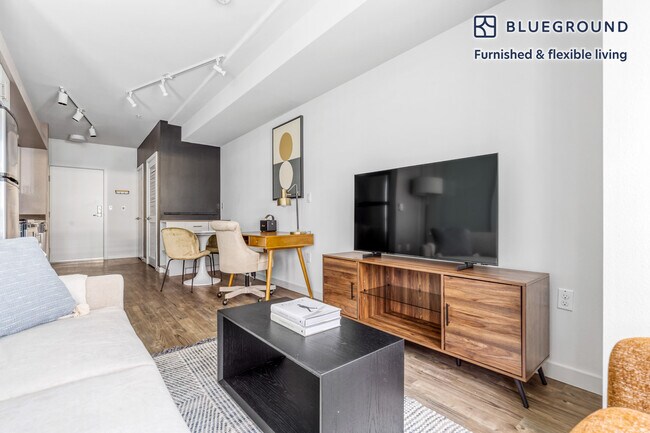 Photo - 5555 14th Ave NW Unidad SI FL2-ID327