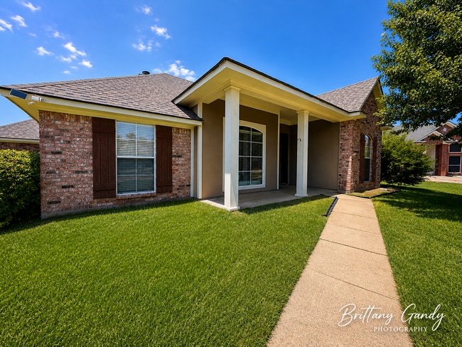 Photo - 6037 Braeburn Ct