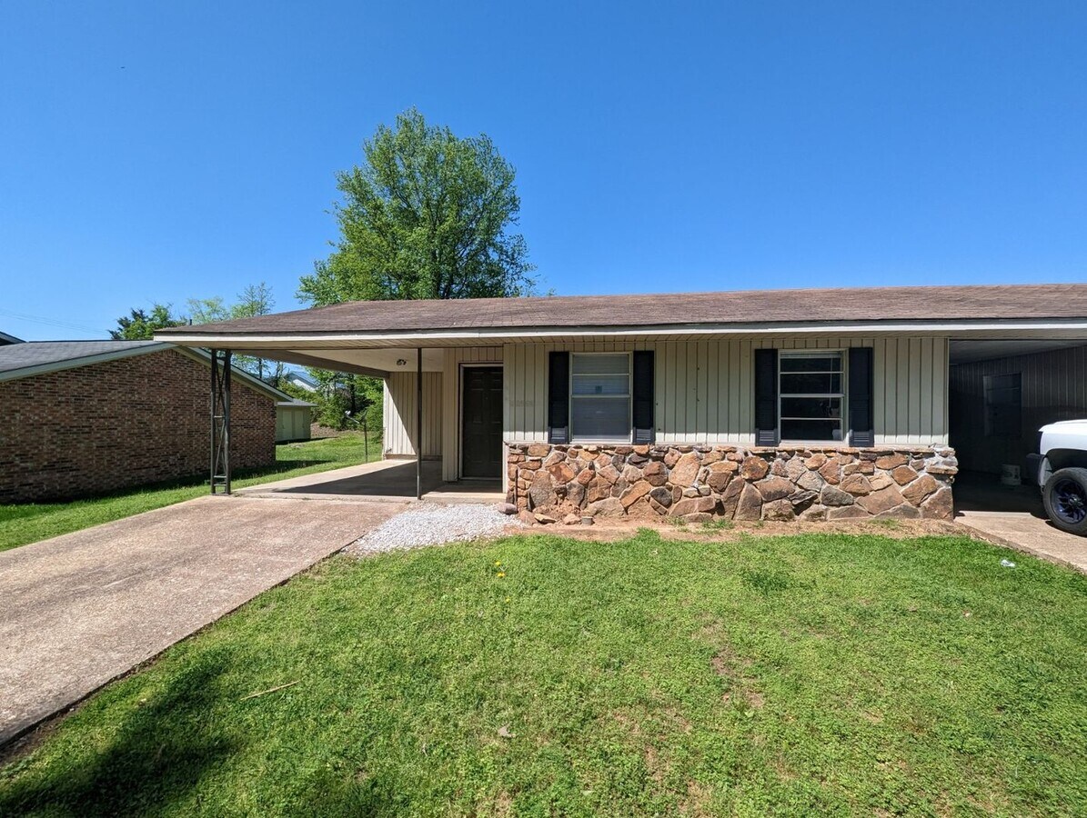 Photo - 20th Street Triplex Unit 730 20th St