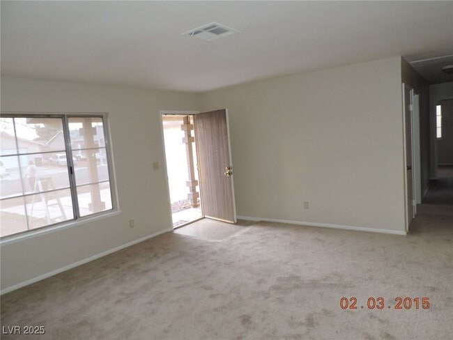 Building Photo - 833 Dusk Dr Rental