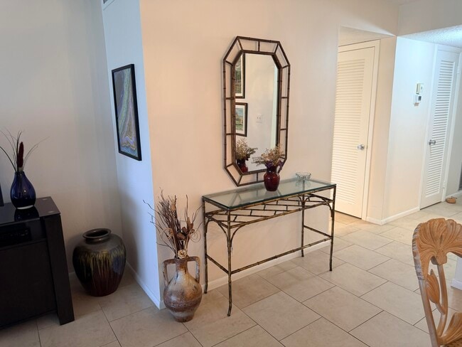 4345 Trevi Ct Unit 307