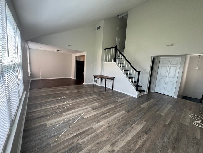 Photo - 135 Chaucer Rd