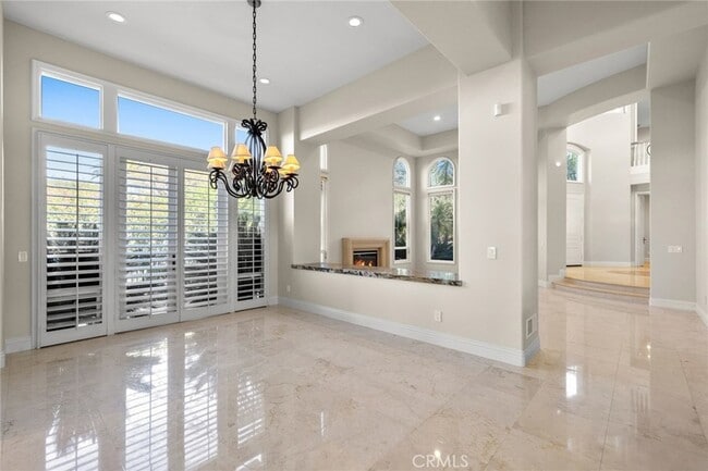 Photo - 1 Stone Pine Dr