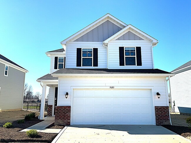 Building Photo - 9085 Henley Ave