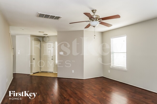 Photo - 2110 Nichole Woods Dr