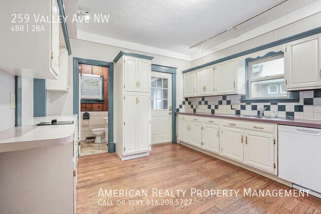Photo - 259 Valley Ave NW
