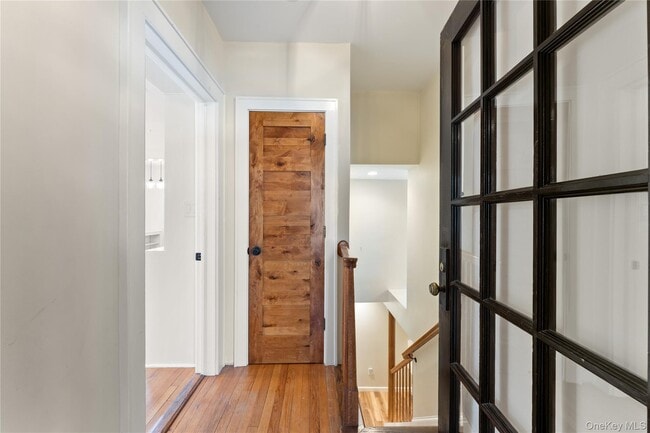 Photo - 92 Pocantico St