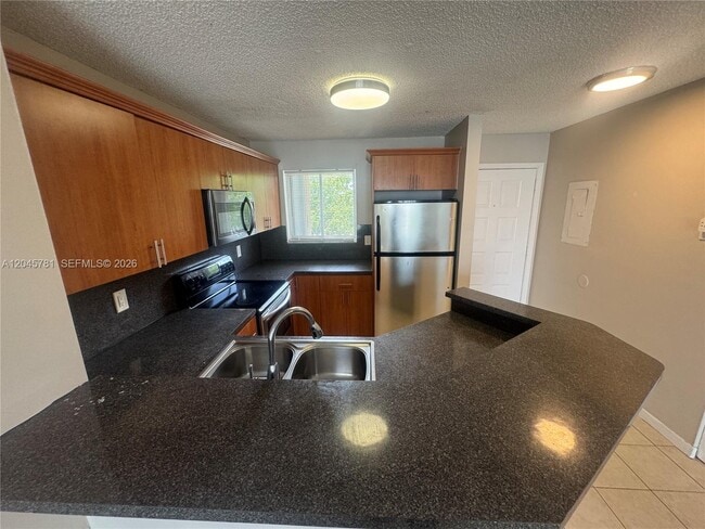 Photo - 8750 N Sherman Cir Unit 403