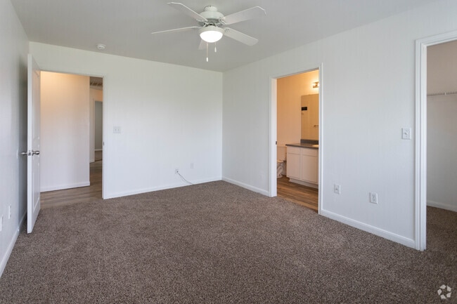 4BR, 2BA - 1,380 SF - Plainview Vistas