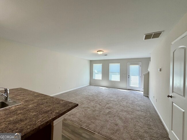 Photo - 189 Alton Cir