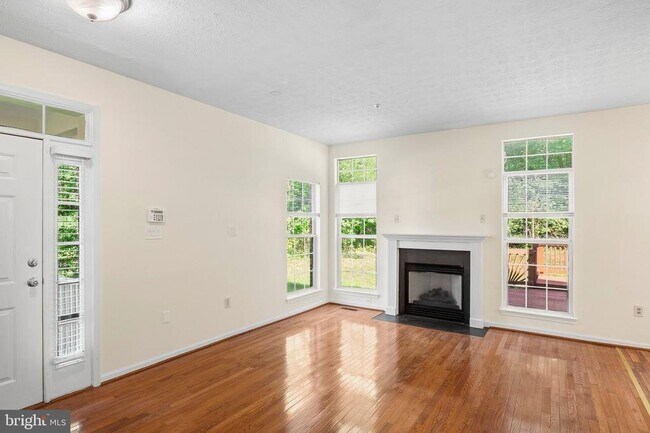 6035 Grenfell Loop
