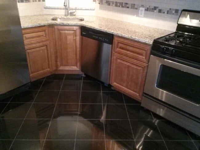 Photo - 510 Sunshine Ct