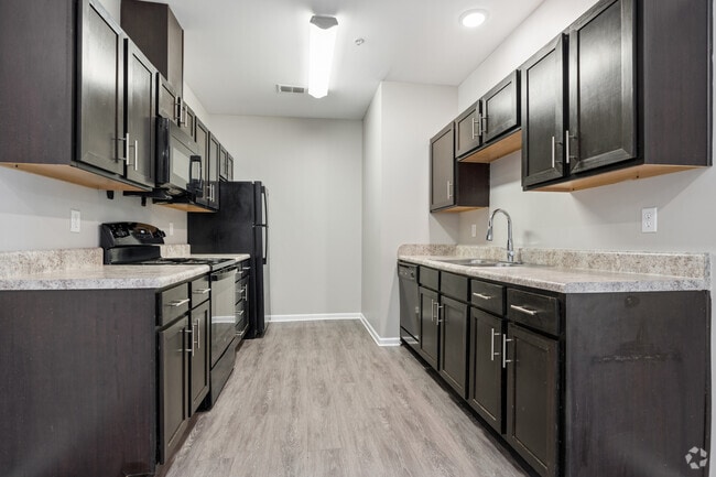 3BR, 2BA - 1,218SF - Kitchen