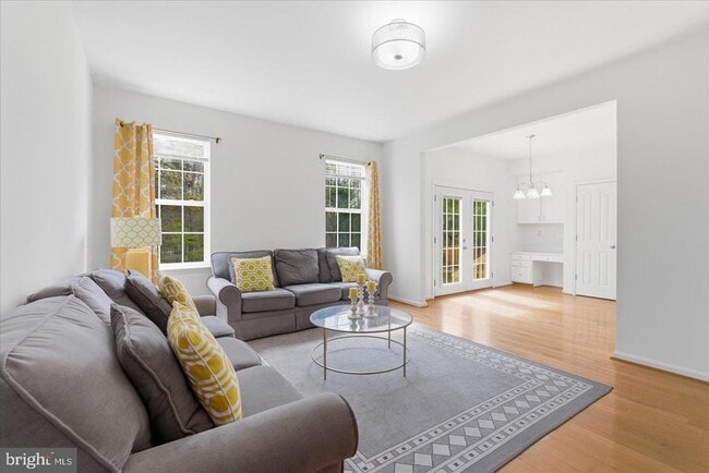Photo - 8863 Flatbush Ct