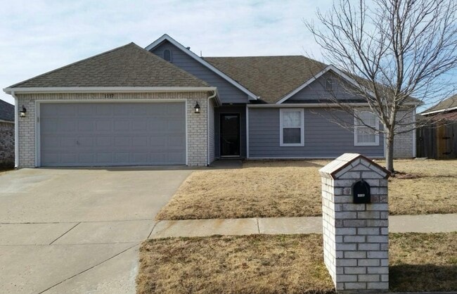 Photo - 1117 S Spinnaker Dr House