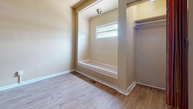 Photo - 5021 Germantown Ave Unit 1F [Commercial]