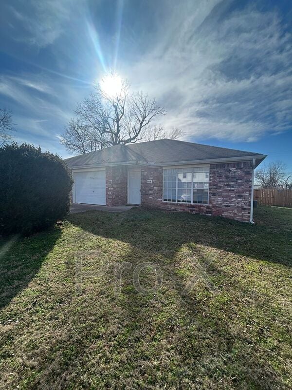 Building Photo - 1403 Camellia Dr Unit 1403 Camellia Dr. B