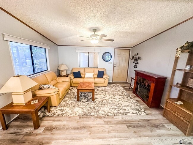 Photo - 13240 E 50th Dr