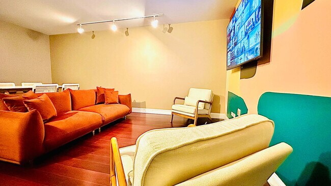 Photo - 1600 N Halsted St Unit ID1035504P